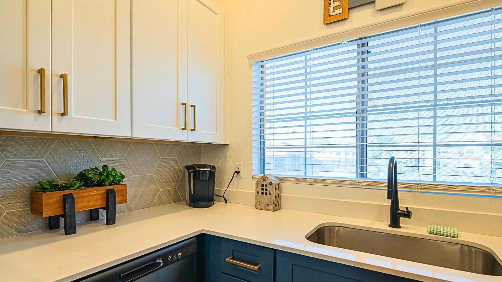 2 Heated Pools -Tennis & Bb Courts - Walk To Tpc - H2167 Scottsdale Apartamento